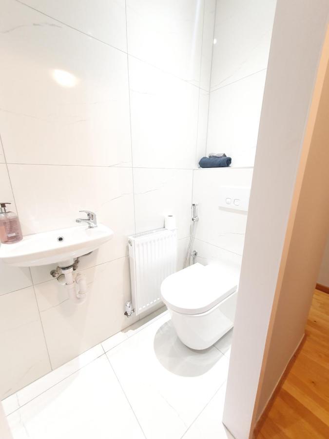 Beautiful Guest Rooms, Free Parking, 30Min Heathrow, 40Min Wembley, 60Min Central London Greenford  Exteriér fotografie