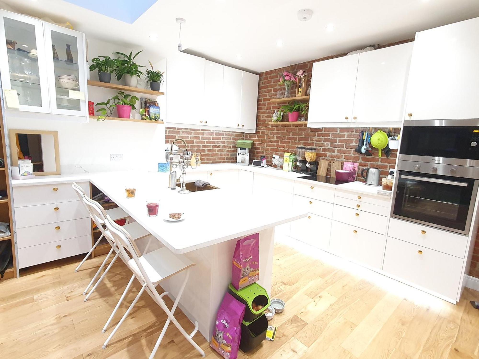 Beautiful Guest Rooms, Free Parking, 30Min Heathrow, 40Min Wembley, 60Min Central London Greenford  Pokoj fotografie